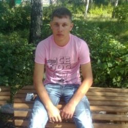 Молодой парень хочет найти девушку для первого раза в Новокузнецке